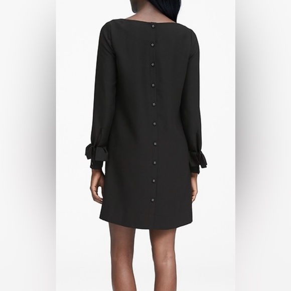 Banana Republic Ruffle-Cuff Button- Back Dress - Size 2P - Picture 3 of 14